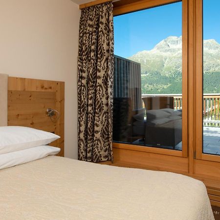 Nira Alpina Hotel Силваплана Екстериор снимка