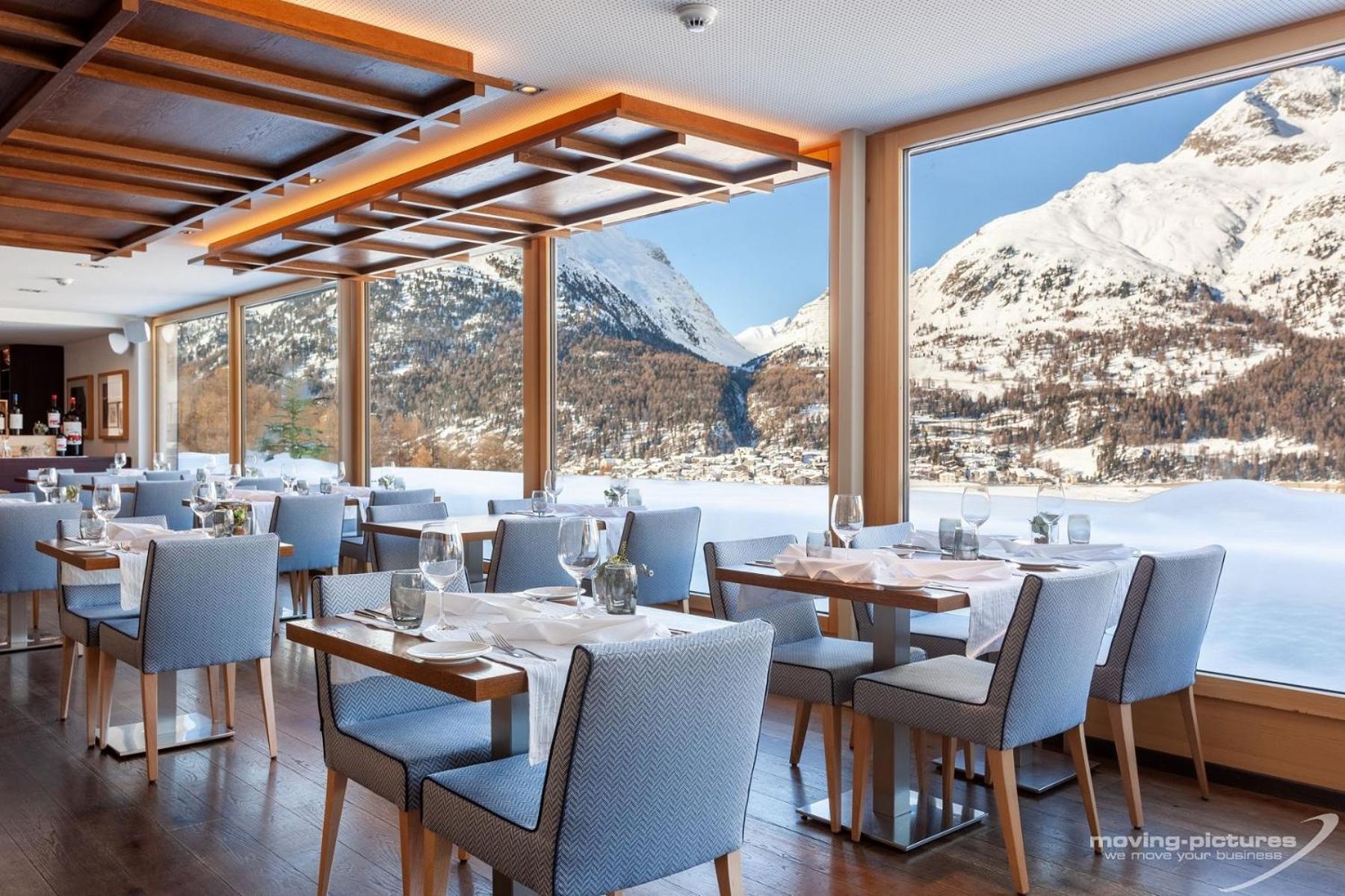Nira Alpina Hotel Силваплана Екстериор снимка