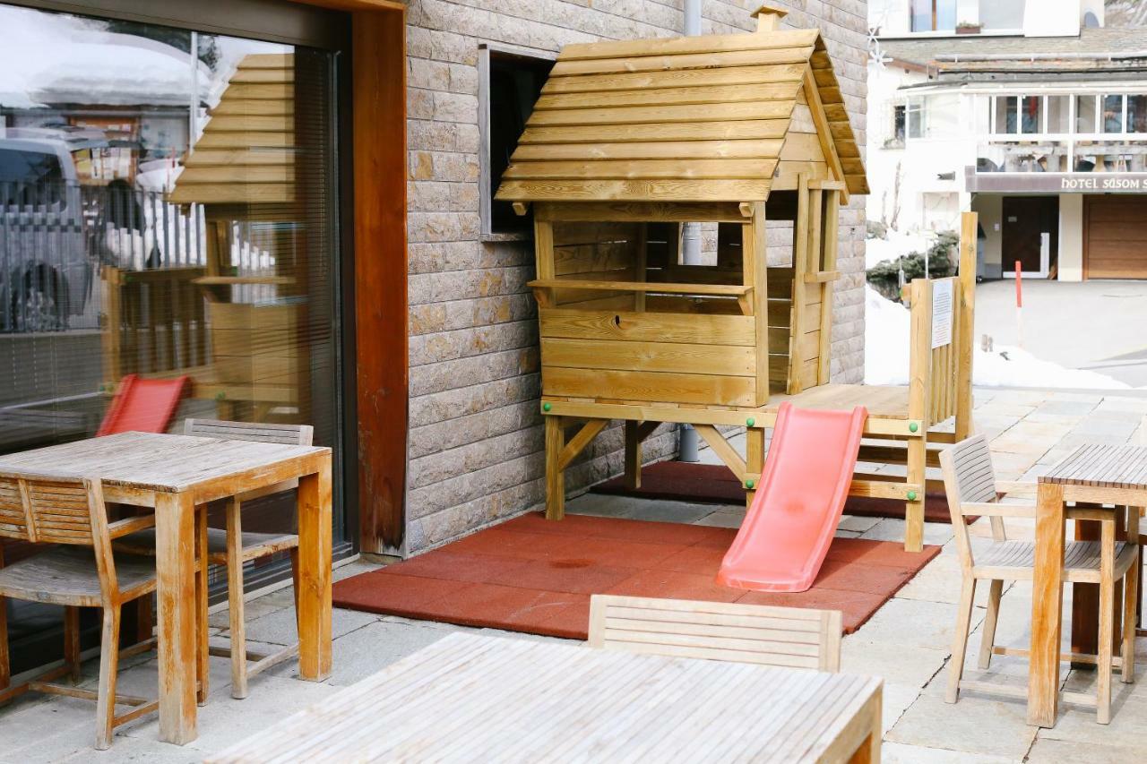 Nira Alpina Hotel Силваплана Екстериор снимка